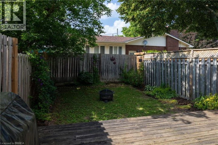 Photo 3 at 7 Graystone Court, Innerkip (Fair Grounds), Woodstock