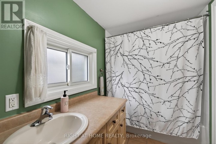Photo 14 at 12 Pearl Street, Tillsonburg