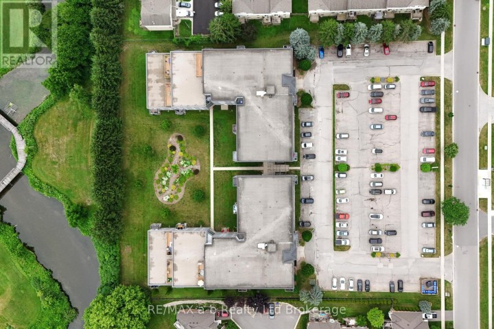 Photo 3 at 303 - 159 Ferguson Drive, Woodstock - South, Woodstock