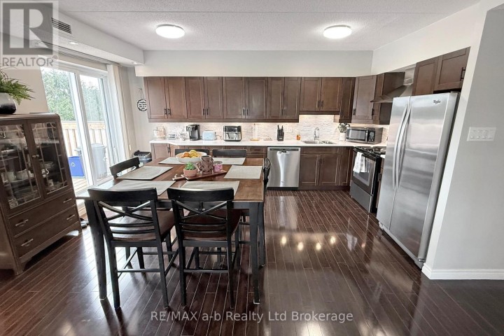 Photo 9 at 303 - 159 Ferguson Drive, Woodstock - South, Woodstock