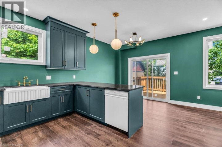 Photo 4 at 79 Metcalf Street, Woodstock - South, Woodstock