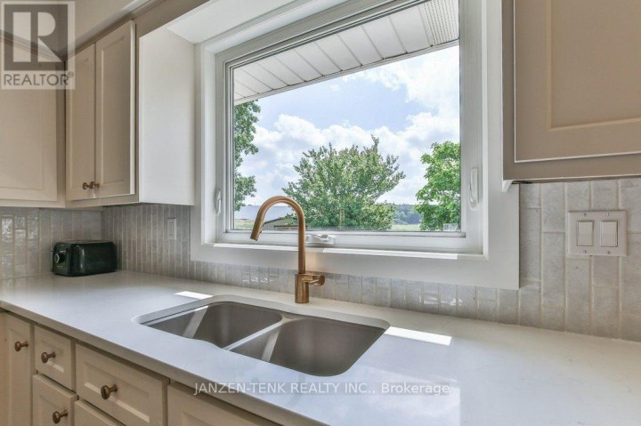 Photo 13 at 492 19 Highway, Tillsonburg