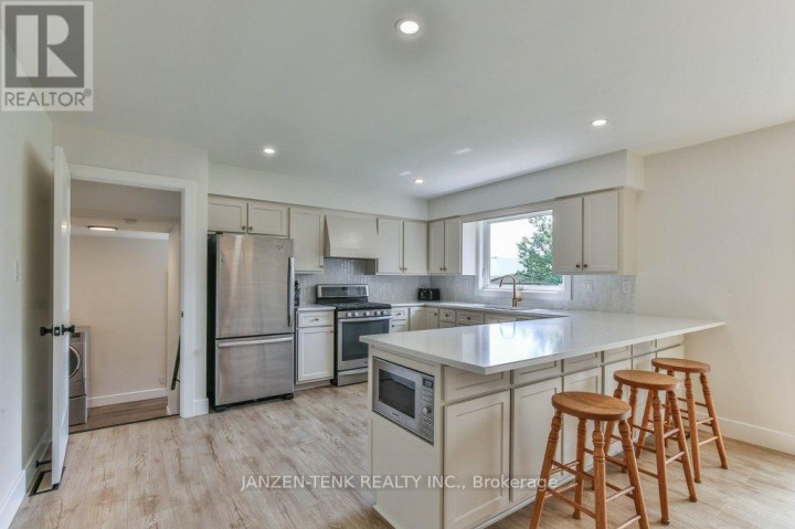 Photo 8 at 492 19 Highway, Tillsonburg