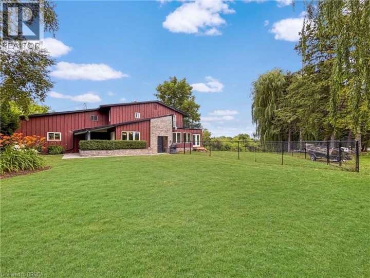 Photo 29 at 138 Cockshutt Road, Sw Rural, Brantford