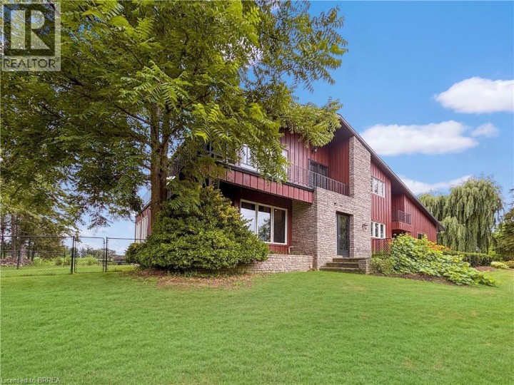 Photo 33 at 138 Cockshutt Road, Sw Rural, Brantford