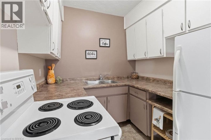 Photo 14 at 305 - 87 St George Street, Terrace Hill, Brantford
