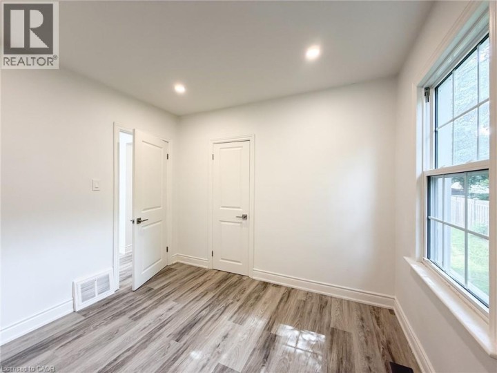 Photo 7 at 93 Barnes Avenue, Queensway / Grove, Brantford