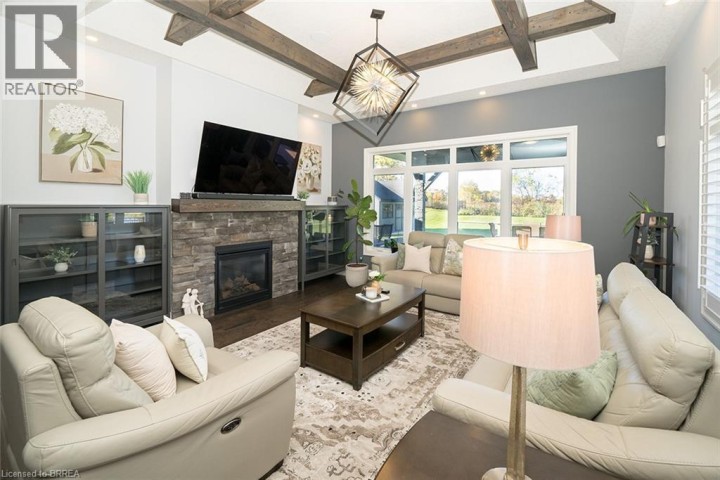Photo 14 at 21 Tedley Boulevard, Tutela Heights, Brantford