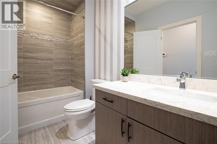 Photo 22 at 21 Tedley Boulevard, Tutela Heights, Brantford