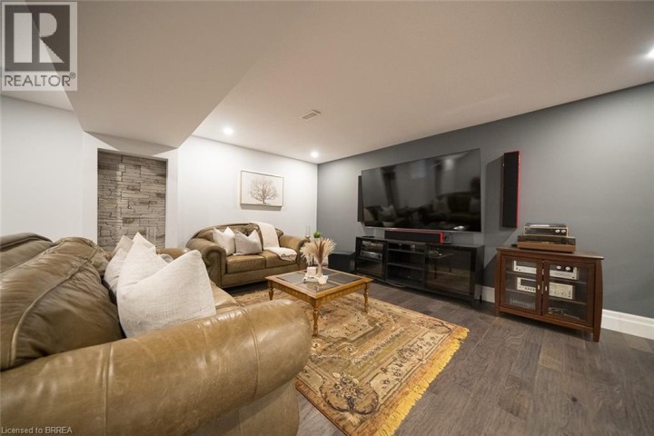 Photo 28 at 21 Tedley Boulevard, Tutela Heights, Brantford