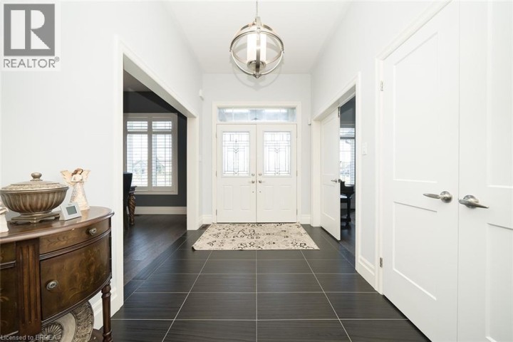 Photo 5 at 21 Tedley Boulevard, Tutela Heights, Brantford