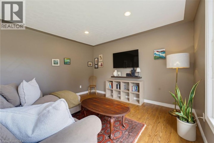Photo 4 at 87 Ball Street, Innerkip (Victoria Park), Woodstock