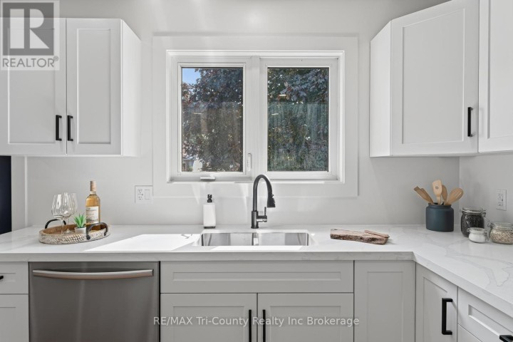 Photo 13 at 67 Beckett Boulevard, Tillsonburg