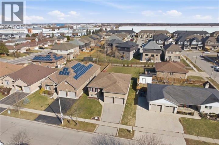 Photo 1 at 9 Pace Avenue, Cainsville / Brookfield, Brantford