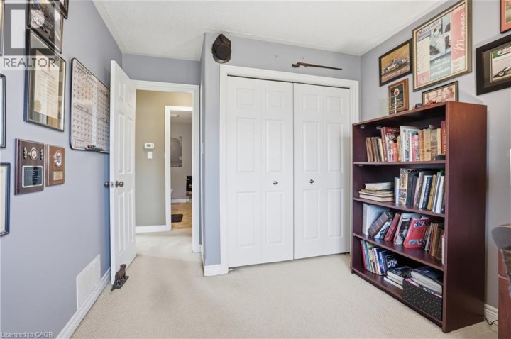 Photo 14 at 9 Pace Avenue, Cainsville / Brookfield, Brantford