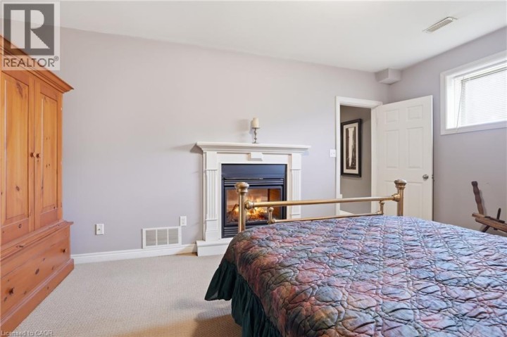 Photo 24 at 9 Pace Avenue, Cainsville / Brookfield, Brantford