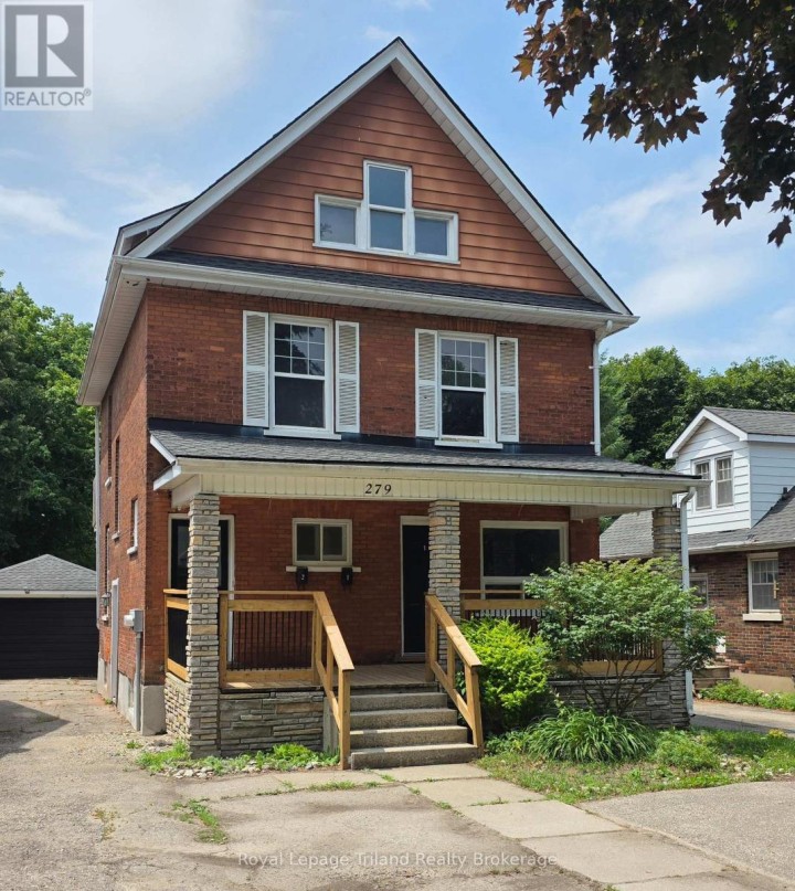Photo 1 at 279 Vansittart Avenue, Woodstock - North, Woodstock
