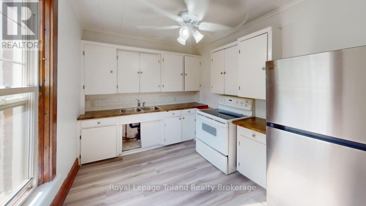 Photo 17 at 279 Vansittart Avenue, Woodstock - North, Woodstock