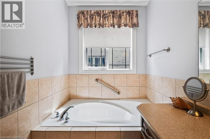 Photo 21 at 34 Pace Avenue, Cainsville / Brookfield, Brantford