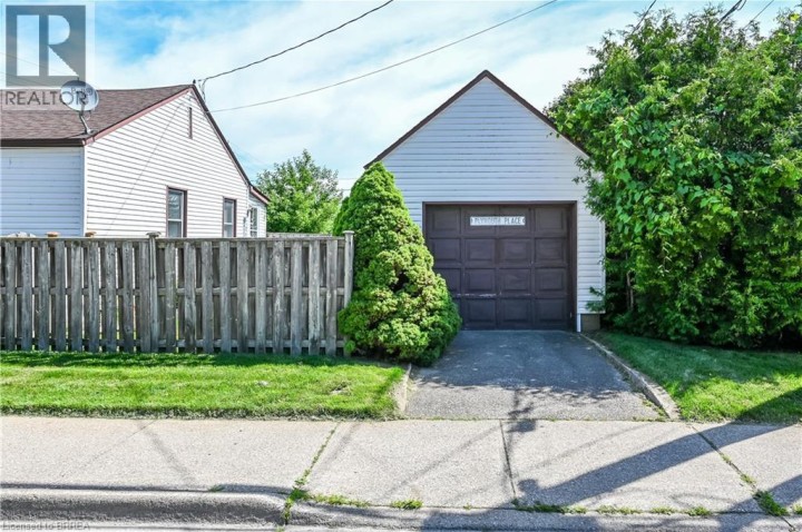 Photo 27 at 52 Division Street, Eagle Place East, Brantford