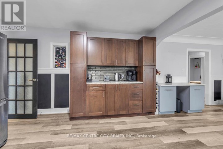 Photo 10 at 303 Simcoe Street, Tillsonburg