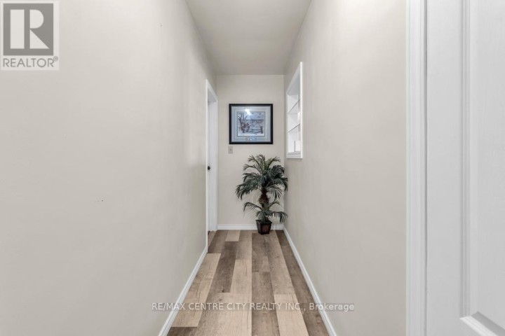 Photo 16 at 303 Simcoe Street, Tillsonburg