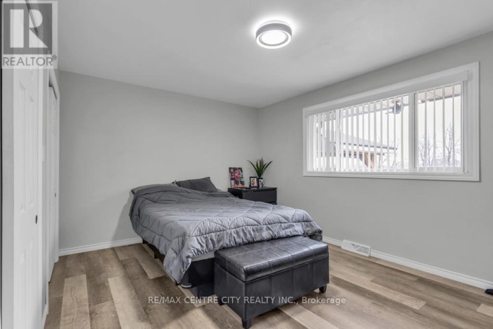 Photo 17 at 303 Simcoe Street, Tillsonburg