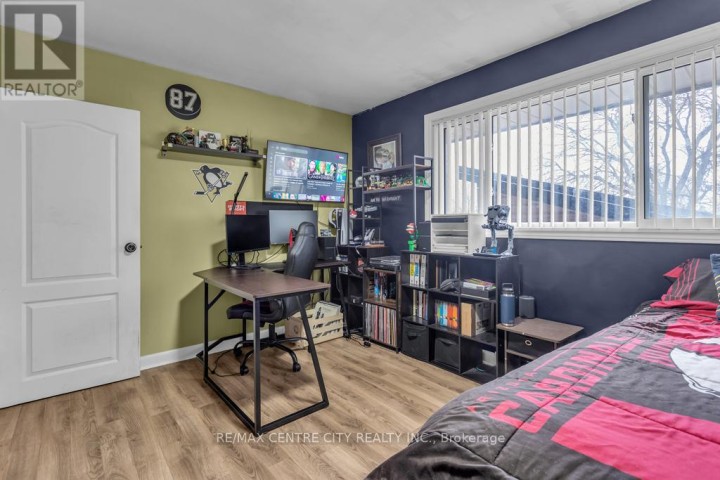 Photo 21 at 303 Simcoe Street, Tillsonburg