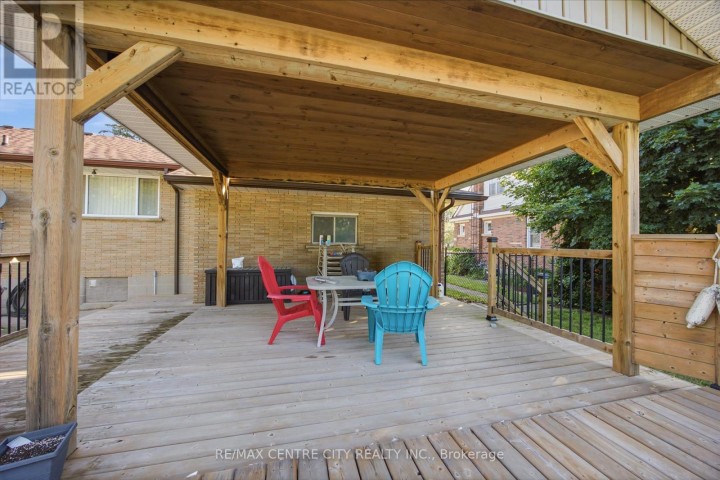 Photo 33 at 303 Simcoe Street, Tillsonburg