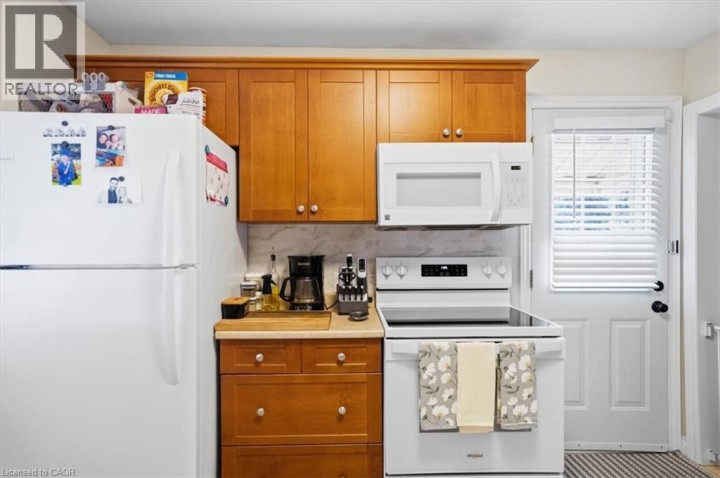 Photo 12 at 166 Catharine Avenue, Old West Brant, Brantford