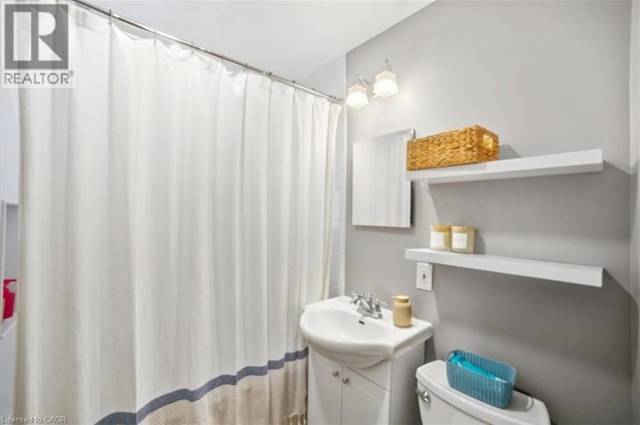 Photo 18 at 166 Catharine Avenue, Old West Brant, Brantford
