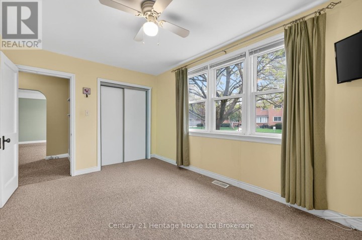 Photo 10 at 69 Bee Street, Woodstock - South, Woodstock