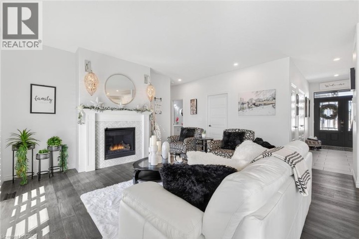 Photo 16 at 35 Lock Street, Innerkip, Woodstock