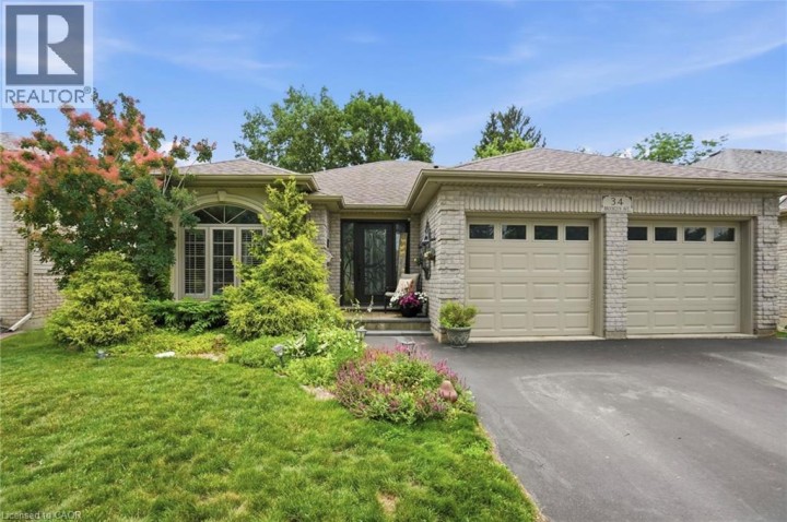 Photo 2 at 34 Brooklyn Avenue, Lion's Park, Brantford