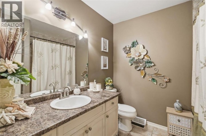 Photo 24 at 34 Brooklyn Avenue, Lion's Park, Brantford