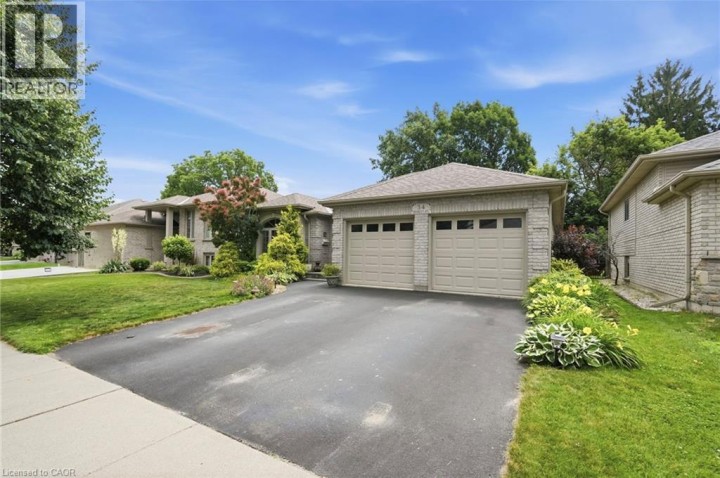 Photo 3 at 34 Brooklyn Avenue, Lion's Park, Brantford
