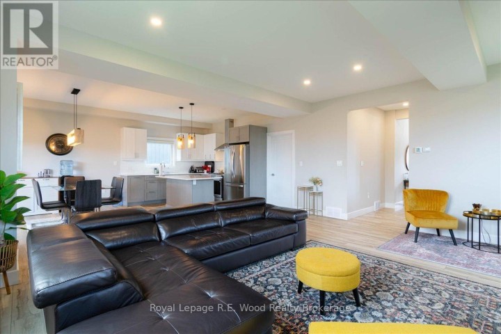 Photo 15 at 72 E Trailview Drive, Tillsonburg