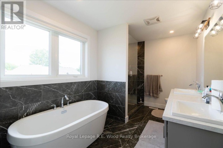 Photo 26 at 72 E Trailview Drive, Tillsonburg