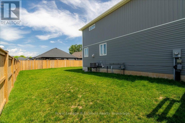 Photo 5 at 72 E Trailview Drive, Tillsonburg