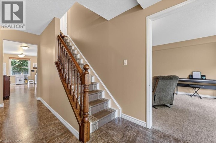 Photo 9 at 27 Sioux Crescent, Woodstock - North, Woodstock