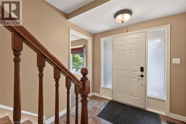 Photo 10 at 27 Sioux Crescent, Woodstock - North, Woodstock