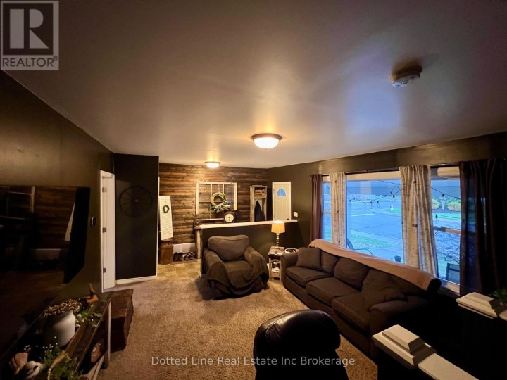 Photo 4 at 19 Wolf Street, Tillsonburg