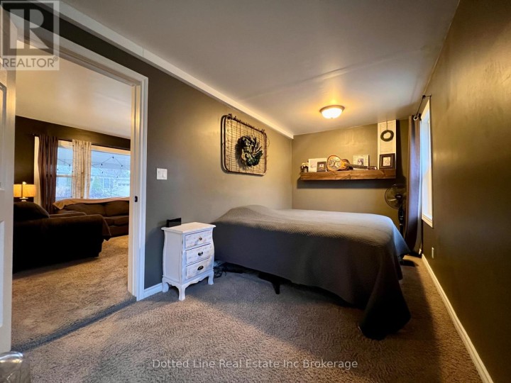 Photo 5 at 19 Wolf Street, Tillsonburg
