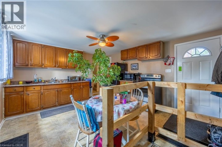 Photo 6 at 302 Simcoe Street, Woodstock - South, Woodstock
