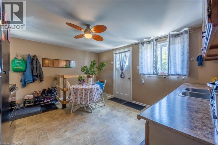 Photo 4 at 302 Simcoe Street, Woodstock - South, Woodstock