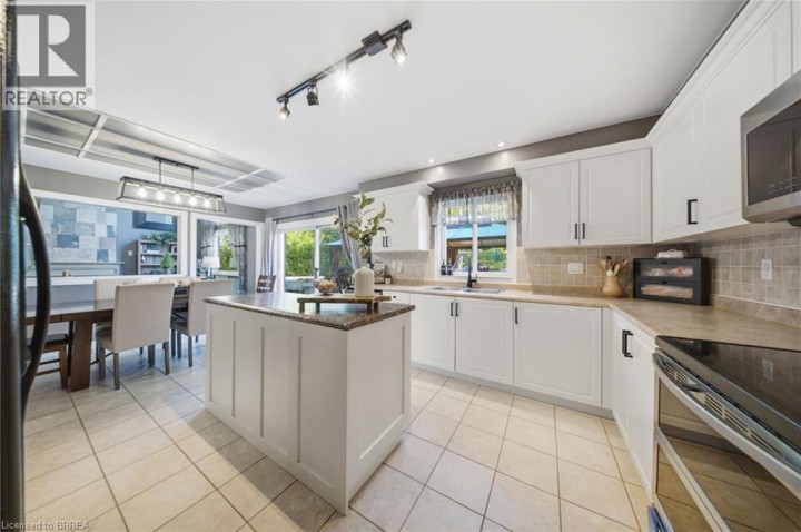 Photo 10 at 75 Hunter Way, Empire, Brantford