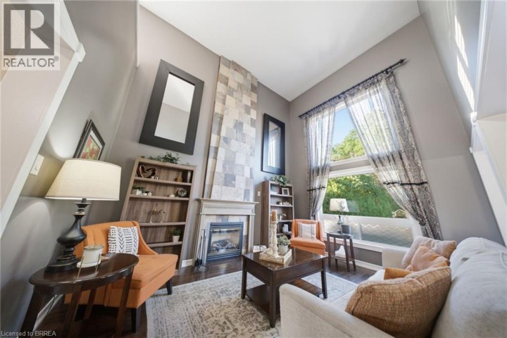 Photo 5 at 75 Hunter Way, Empire, Brantford