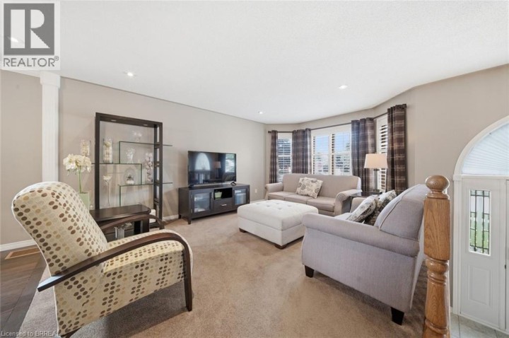 Photo 5 at 38 Olivetree Road, Mayfair, Brantford