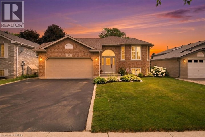 Photo 1 at 38 Olivetree Road, Mayfair, Brantford