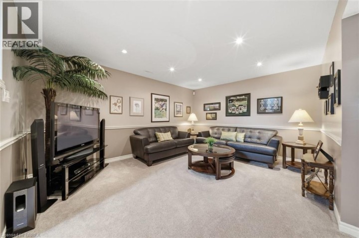 Photo 24 at 38 Olivetree Road, Mayfair, Brantford